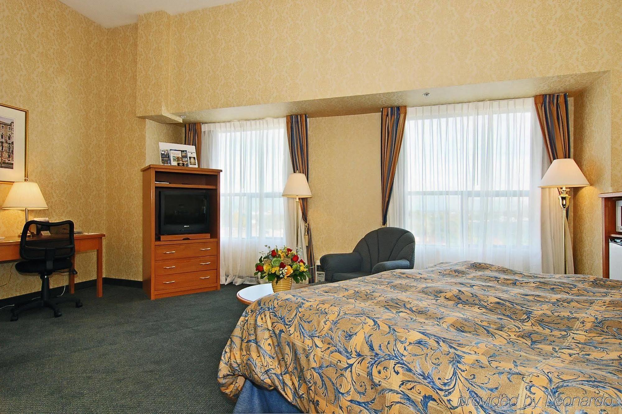 Best Western Plus Uptown Hotel Vancouver Room photo